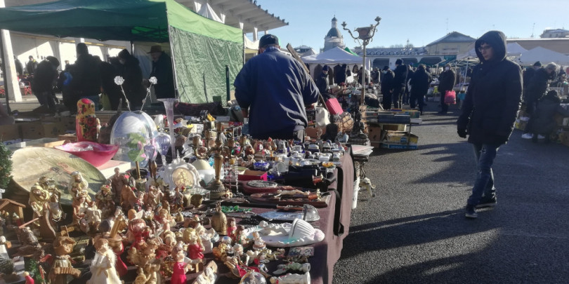 Torna il mercatino dell'antiquariato a Casale Monferrato